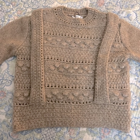 Mango Sweater - Picture 6 of 9